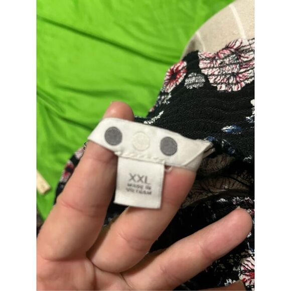 Three Dots Ladies' Floral Printed Shorts with Pockets size XXL - Picture 6 of 8